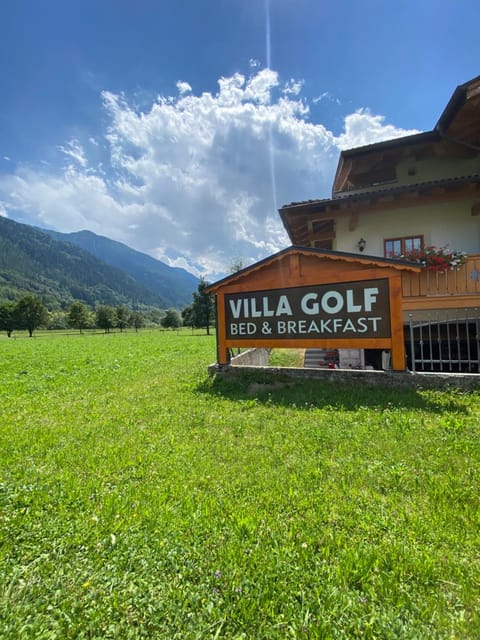 Villa Golf Bed and Breakfast in Province of Brescia