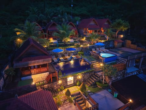 Property building, Bird's eye view, Swimming pool
