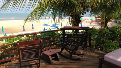 Patio, Day, Natural landscape, View (from property/room), Balcony/Terrace, Seating area, Beach, Sea view, sunbed