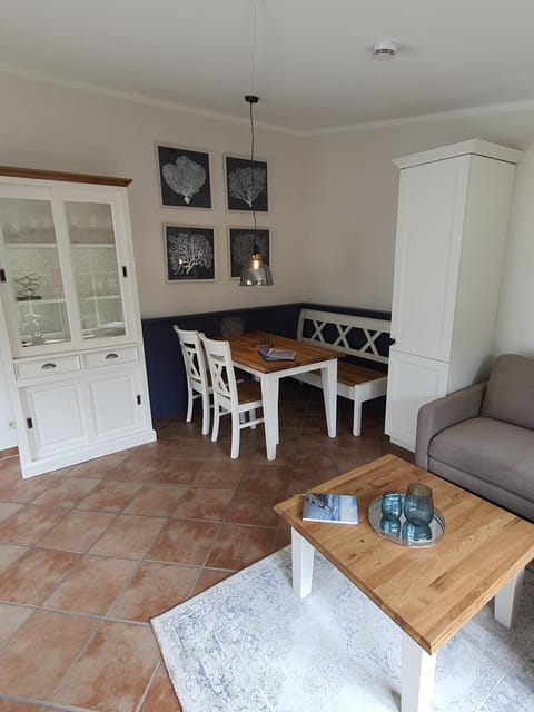 Wiesenstr_ FeWo Werder Apartment in Zingst