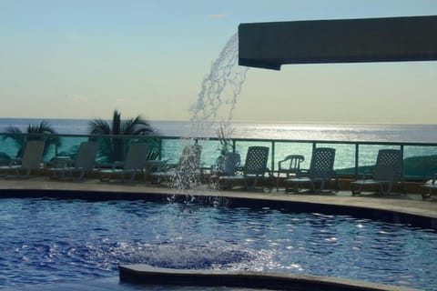 Day, Natural landscape, Pool view, Sea view, Swimming pool, sunbed