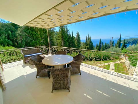 Patio, View (from property/room), View (from property/room), Balcony/Terrace, Garden view, Garden view, Landmark view, Landmark view, Sea view, Sea view