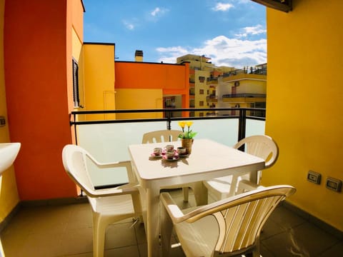 Property building, Balcony/Terrace