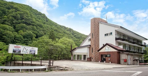 Facade/entrance, Spring, Day, Summer