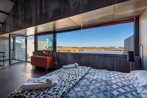 Bed, Natural landscape, View (from property/room), Balcony/Terrace, Bedroom