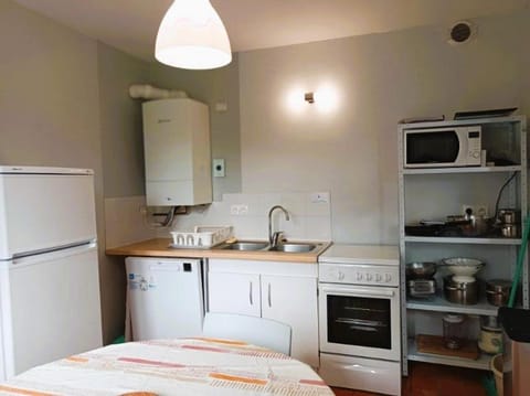 Appartement à 20m de la plage de Tourony à TREGASTEL - Ref 408 Apartment in Trégastel