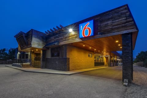 Property building, Night
