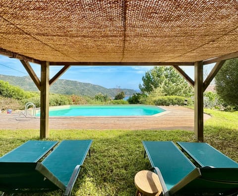 Spring, Day, Natural landscape, Garden, Garden view, Mountain view, Sea view, Swimming pool, sunbed