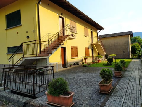 Alex's home 2 Apartment in Idro