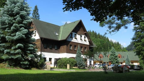 Property building, Garden