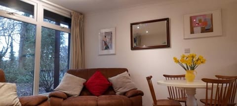 Woodland Retreat House in England