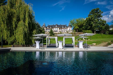 Property building, Swimming pool