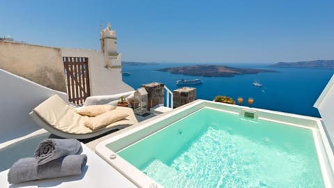 Fira White Residence Villa in Thera