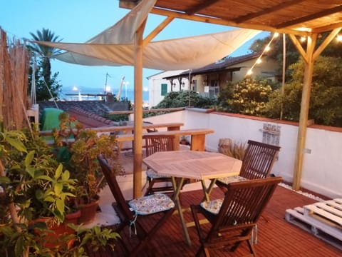 Cavo Beach 4 House in Cavo