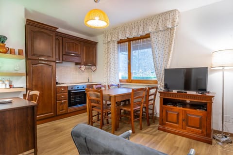 Kitchen or kitchenette, Living room, Dining area