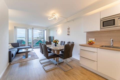 Meeresblick-Sonnenstrahl-Haus-2-WE-20 Apartment in Hohwacht