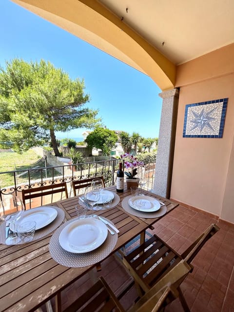 Patio, View (from property/room), Dining area