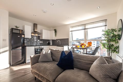Relaxing Atlantic Mansions By Smart Apartments Short Lets & Serviced Accommodation Apartment Southampton With Free WiFi Apartment in Southampton