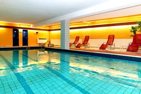 Hotel Meran Hallenbad & Sauna Hotel in Saarbrücken