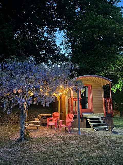 Domaine Les Chillards House in Lisieux