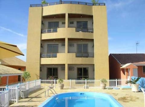 Property building, Day, Swimming pool