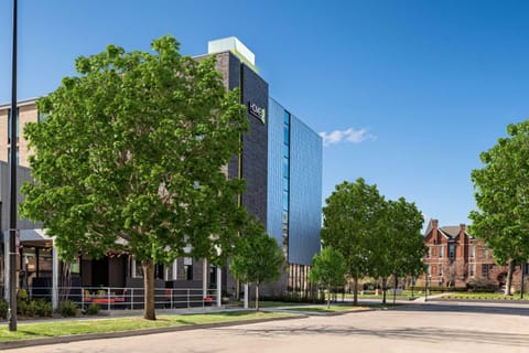 Property building, Day, Street view