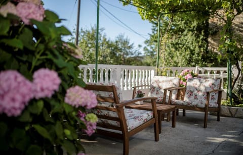 Balcony/Terrace, Seating area