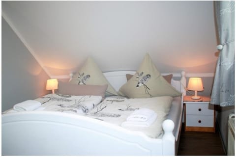 FeWo Waldkauz - Ulenhoef Apartment in Prerow