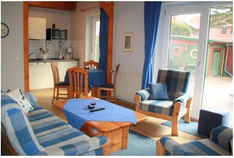 FeWo Waldkauz - Ulenhoef Apartment in Prerow