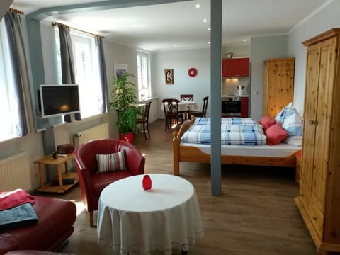 FeWo Weide - Ulenhoef Apartment in Prerow