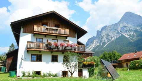 Sonnenhof Biberwier Apartment in Tyrol