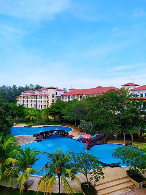 Property building, Swimming pool