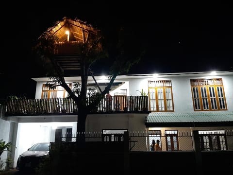 Property building, Balcony/Terrace