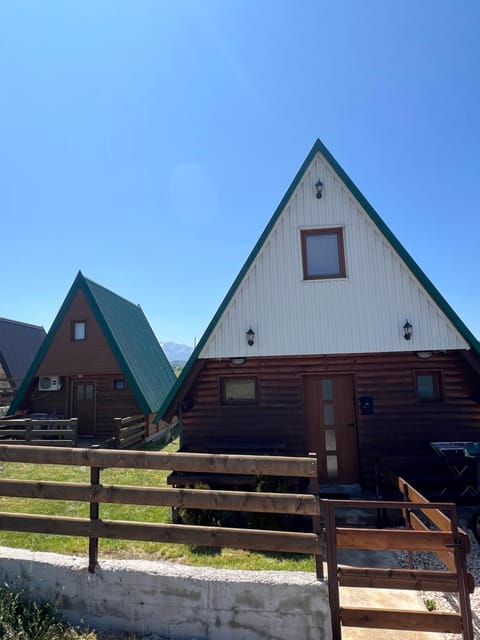 Warm home 1 Zabljak Chalet in Montenegro