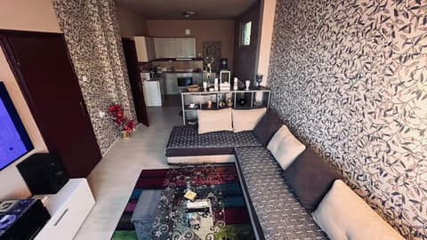 TV and multimedia, Seating area