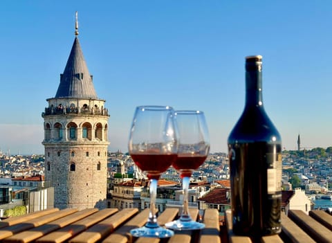Food and drinks, City view, Landmark view