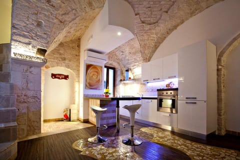 Kitchen or kitchenette, Living room, Seating area, Dining area, Area and facilities