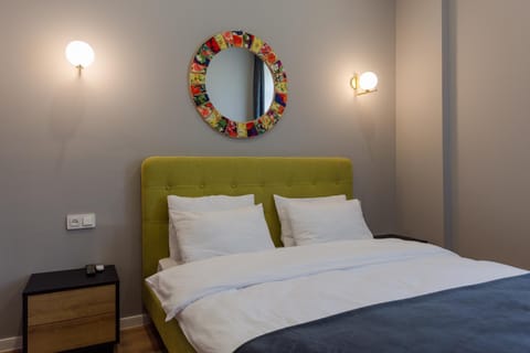 Bed, Photo of the whole room