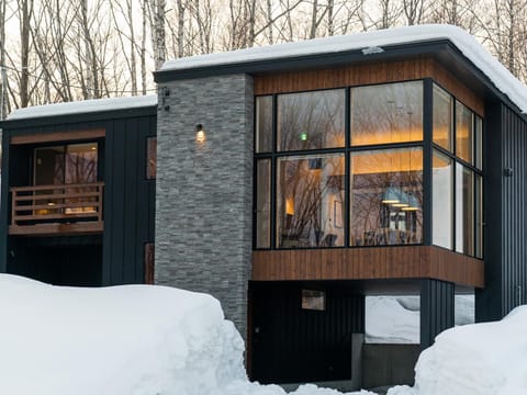 Property building, Winter