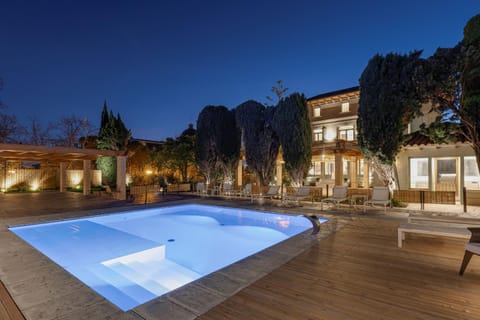 Property building, Pool view, Swimming pool, Sunset