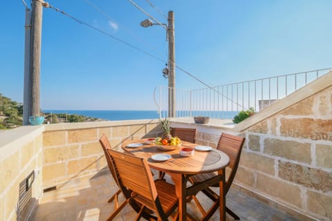Balcony/Terrace, Food and drinks, Sea view