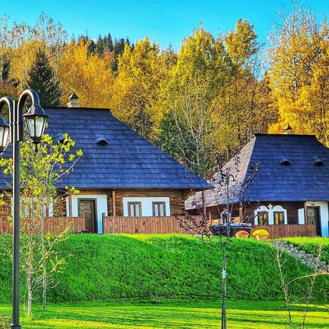 Property building, Natural landscape, Landmark view