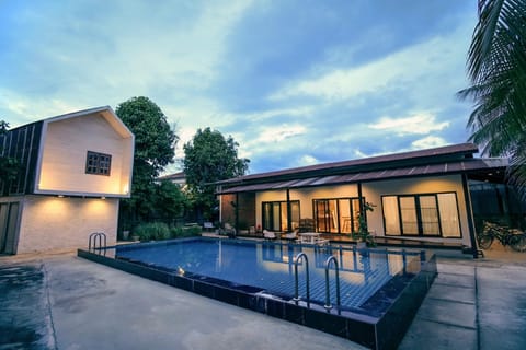 Pool view