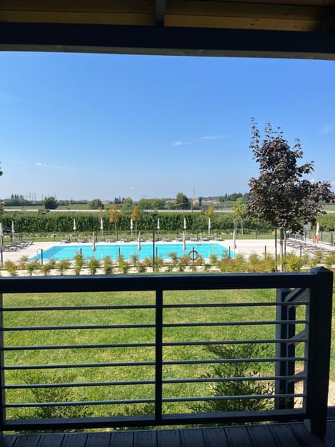 Day, Garden, Garden view, Pool view, Swimming pool, sunbed