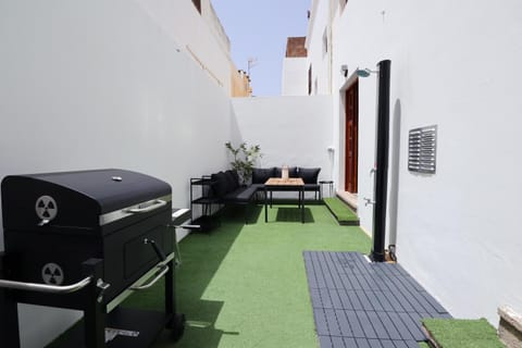 Patio, Balcony/Terrace