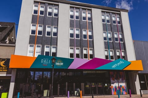 Property building, Day
