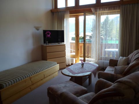 Haus St_ Michael_ Ferienwohnung 1_4 Apartment in Schliersee