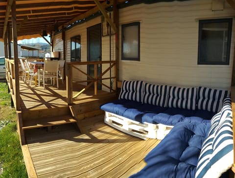 SIBLU CONDRIEU Campground/ 
RV Resort in Condrieu