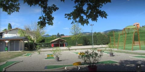 SIBLU CONDRIEU Campground/ 
RV Resort in Condrieu