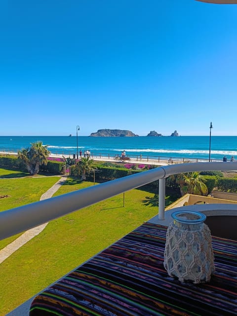 Property building, Beach, Garden view, Sea view, Swimming pool